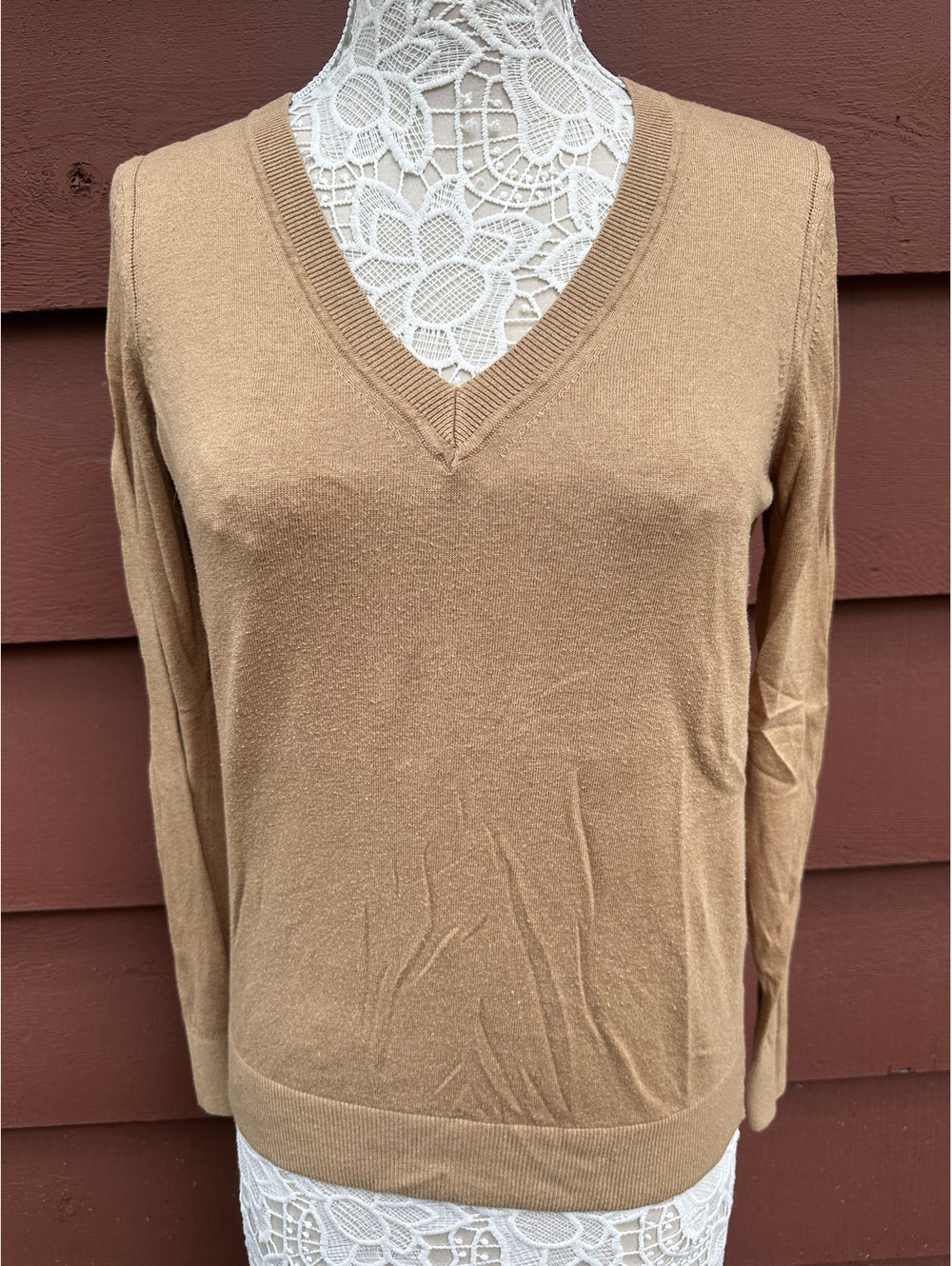 Banana Republic Tan V Neck Sweater Classic Lightweight Knit Pullover
